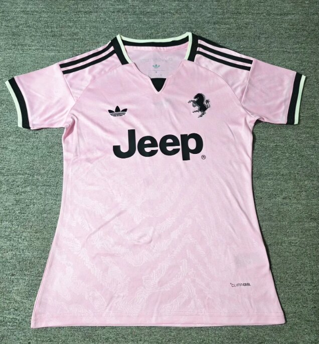 AAA Quality Juventus Woman 26/27 Away Pink Soccer Jersey